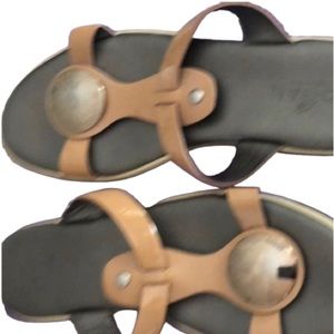 Hogan by Tod’s  9.5 neutral leather sandals , silver detail